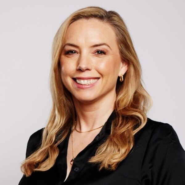 Lindsay Turner